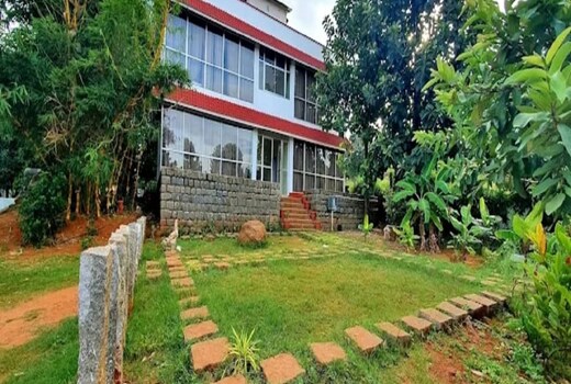 Glass House Resort - Yelagiri
