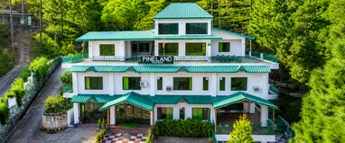 Pineland Resort and Chalets