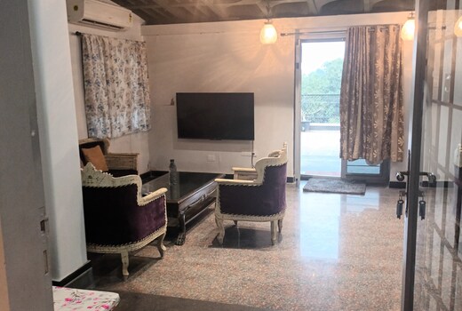Vintage Ooty type Stay Party Space