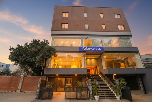 FabHotel Prime Elvilla I-@ Rajouri Garden, Delhi