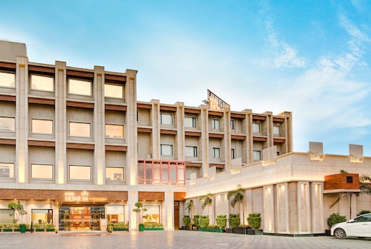 Hotel Home In By Amrik Sukhdev