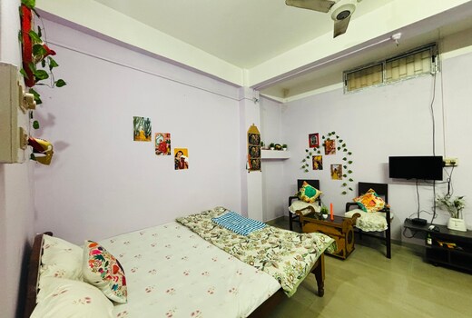 Ashray Home | 2min From Kamakhya Junction