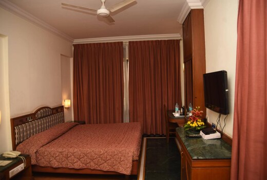 Hotel Maurya