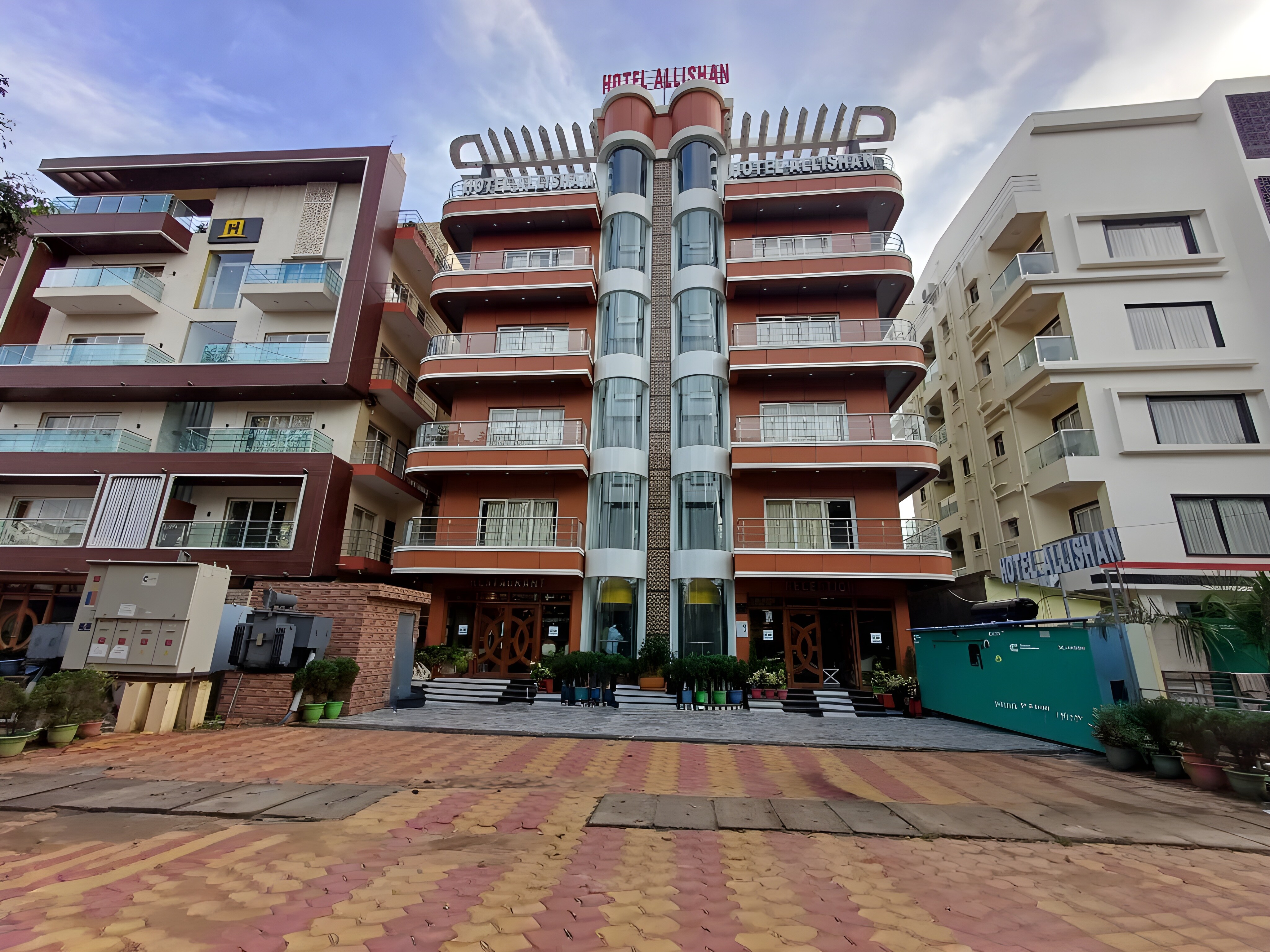 HOTEL ALLISHAN