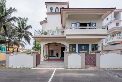 The Oasis Luxury 4BHK Pvt Pool Villa Candolim