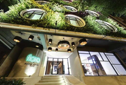Flora by Crossroads Hotel