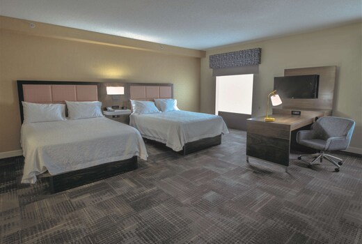 Hampton Inn & Suites Chesapeake-Battlefield Boulevard