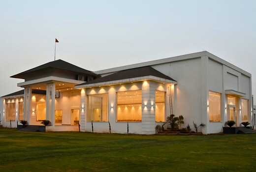KR HOTEL & RESORT