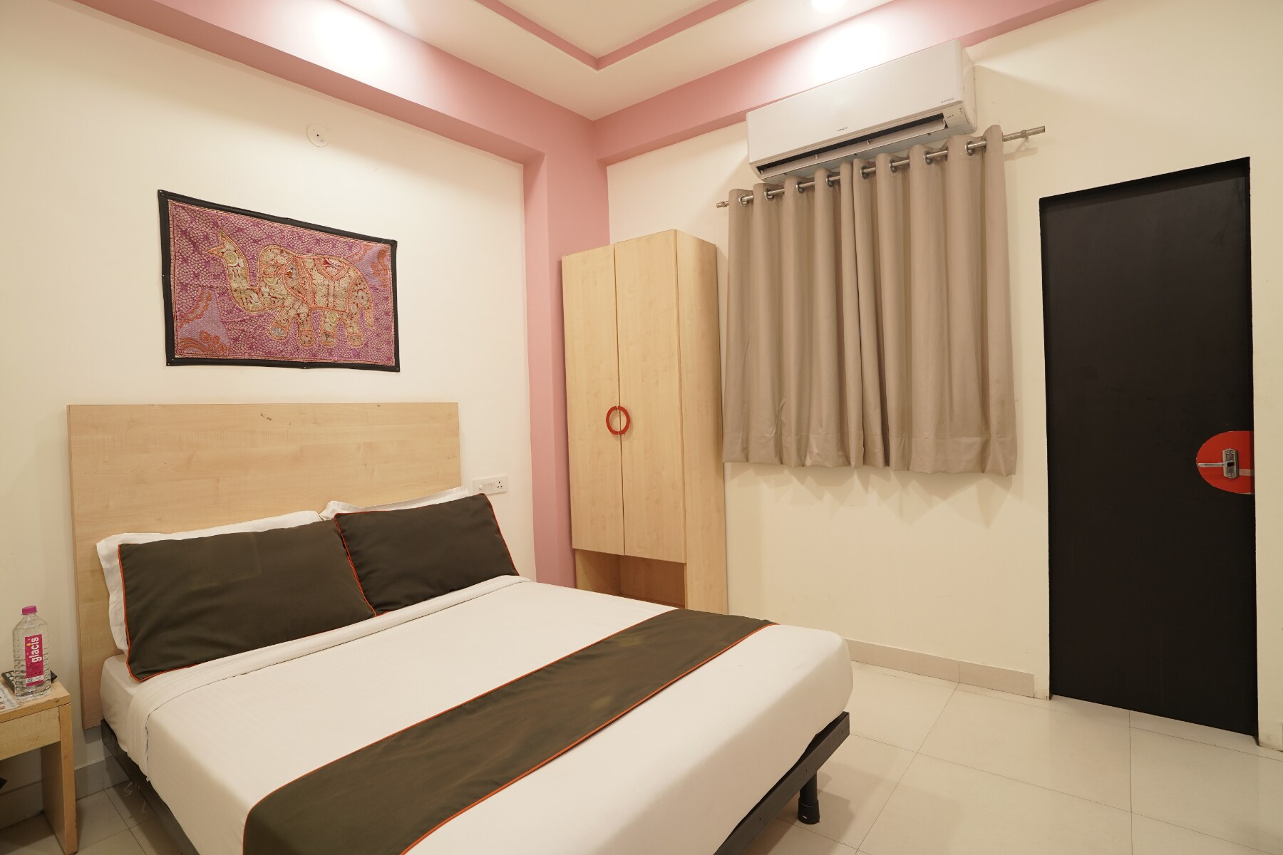 Hotel Grand Capitol