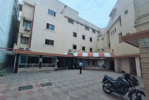 Hotel Sudhara