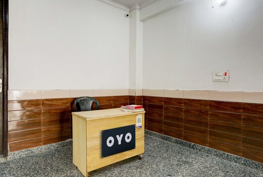 Hotel O Blue Moon