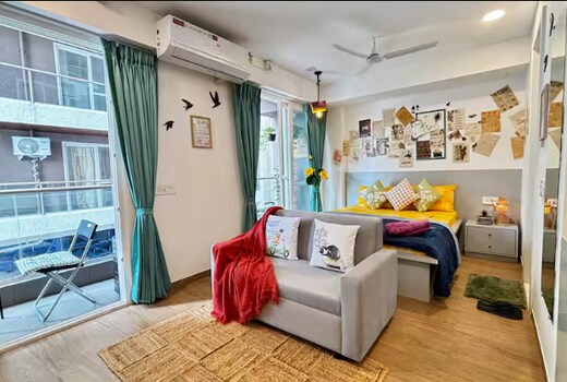 Casa Stories Balcony Studio Nr Airport Neon Hometel