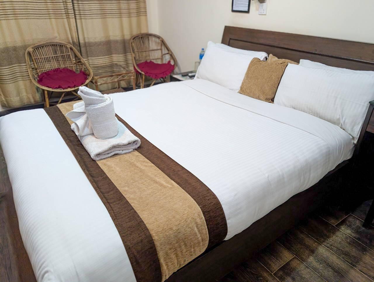 HOTEL 11 THAMEL