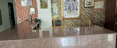 Hotel Batra