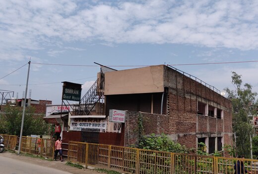 Simran Guest House