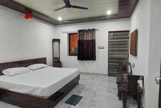 Hotel O highway blues