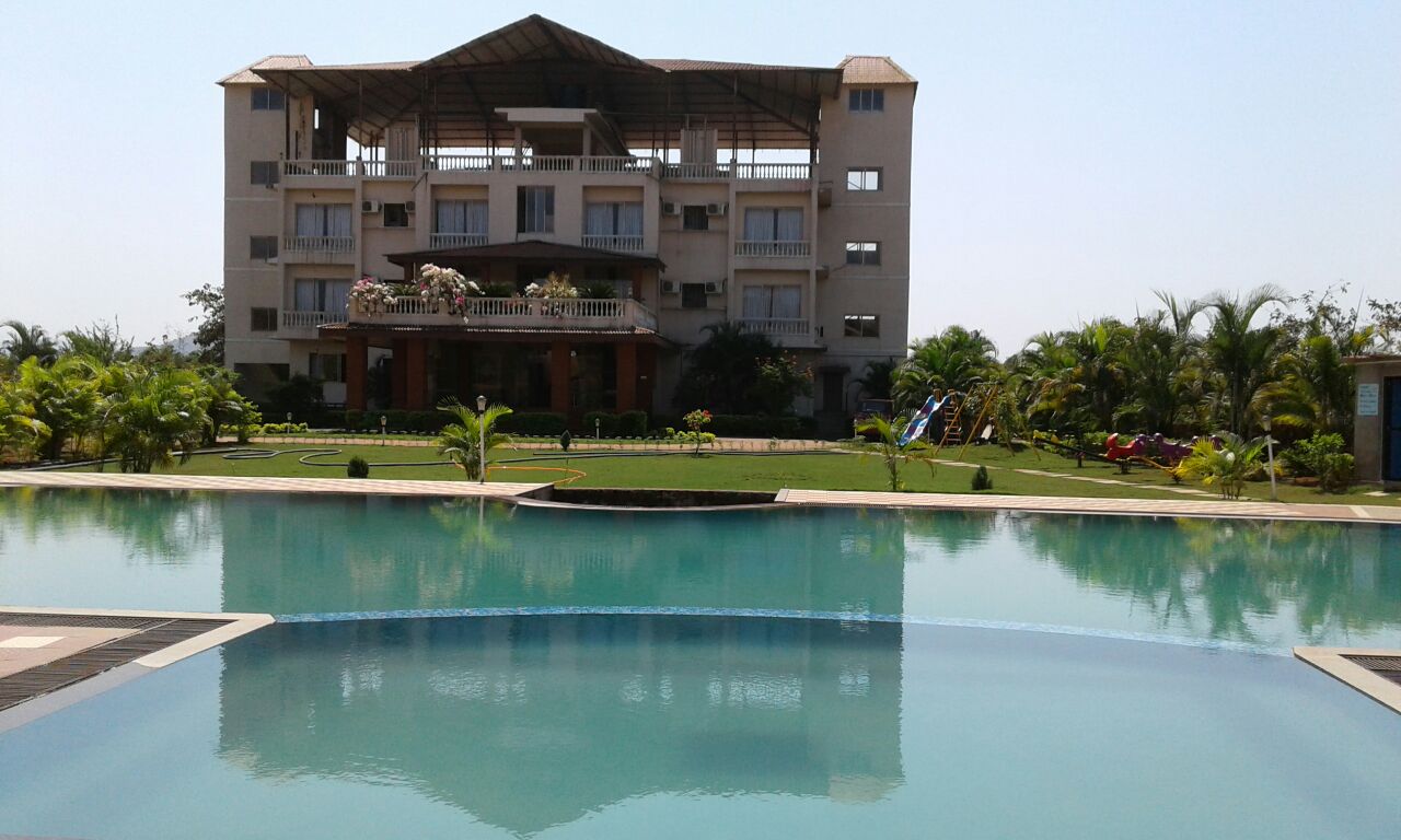 YOG RESORT