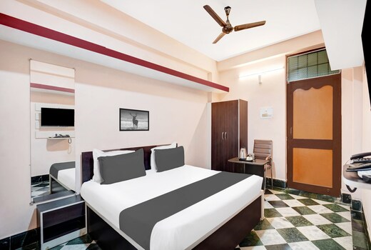 Hotel O Aanandam