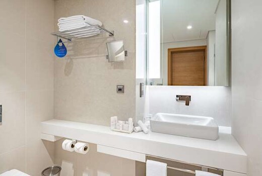 Radisson Blu Hotel & Residence, Riyadh Diplomatic Quarters