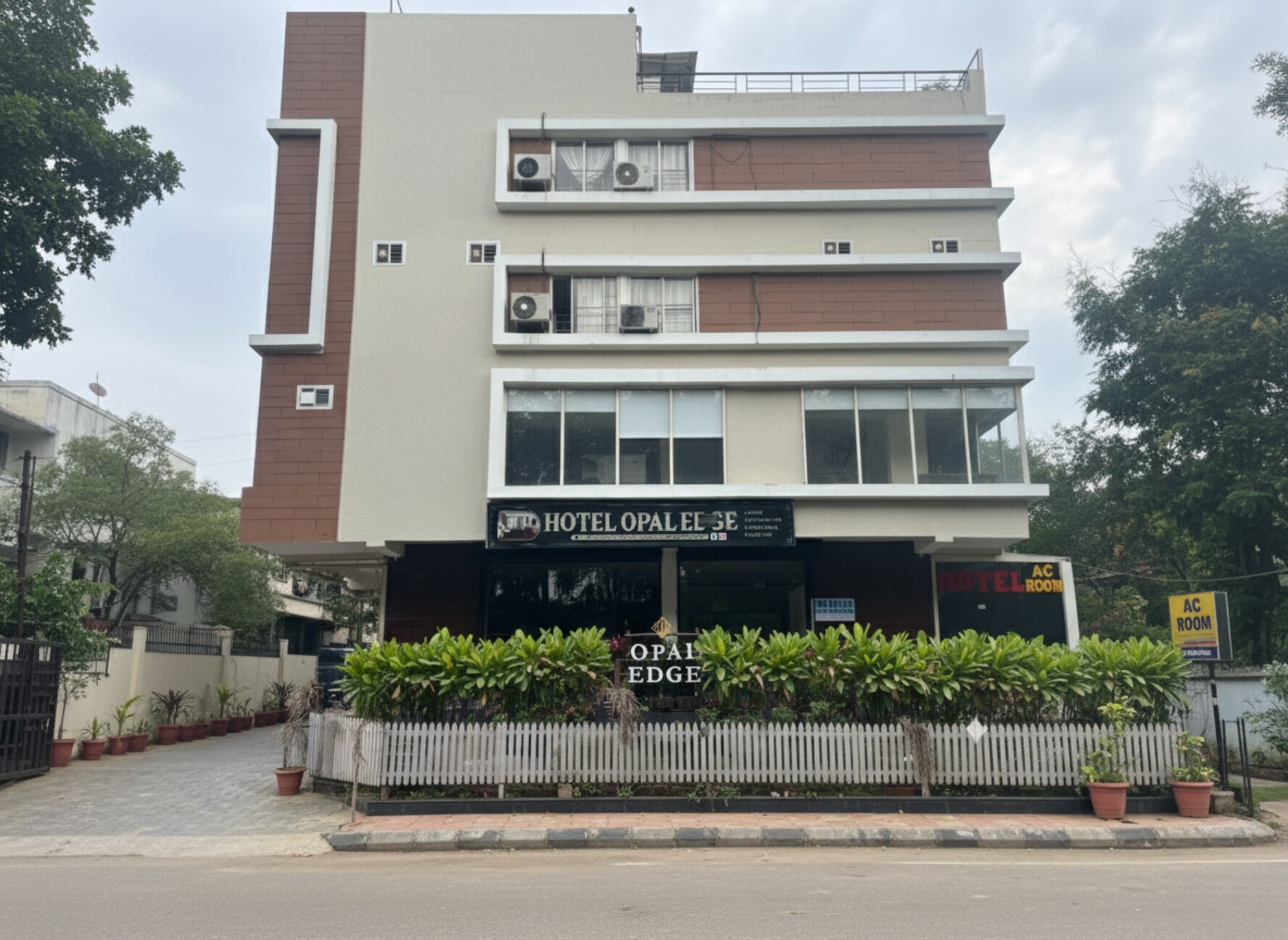 Hotel Opal Edge