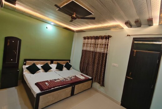 Ayodhya Dham Inn