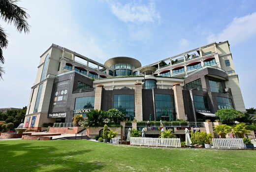 The BellaVista Hotel Chandigarh