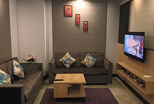 Gurgaon love studio
