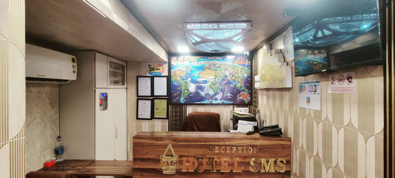HOTEL SMS & WORLD ROOF TOP RESTAURANT