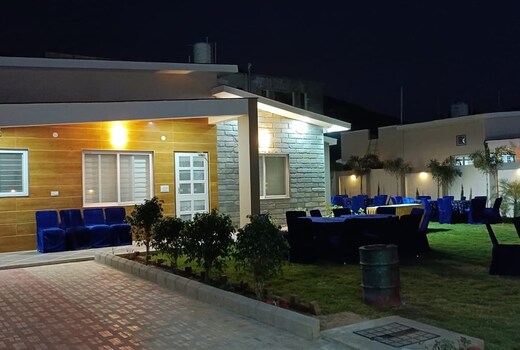 Lakecity Paradise Villa