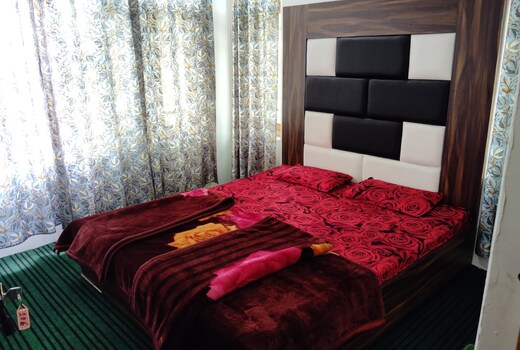 MOONLIGHT HOMESTAY