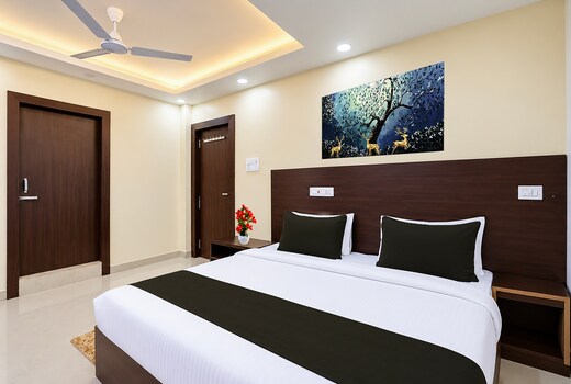 OYO 41874 Laxmi Guest House