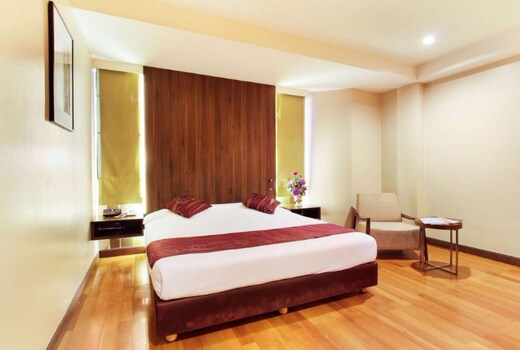 Bally Suite Silom
