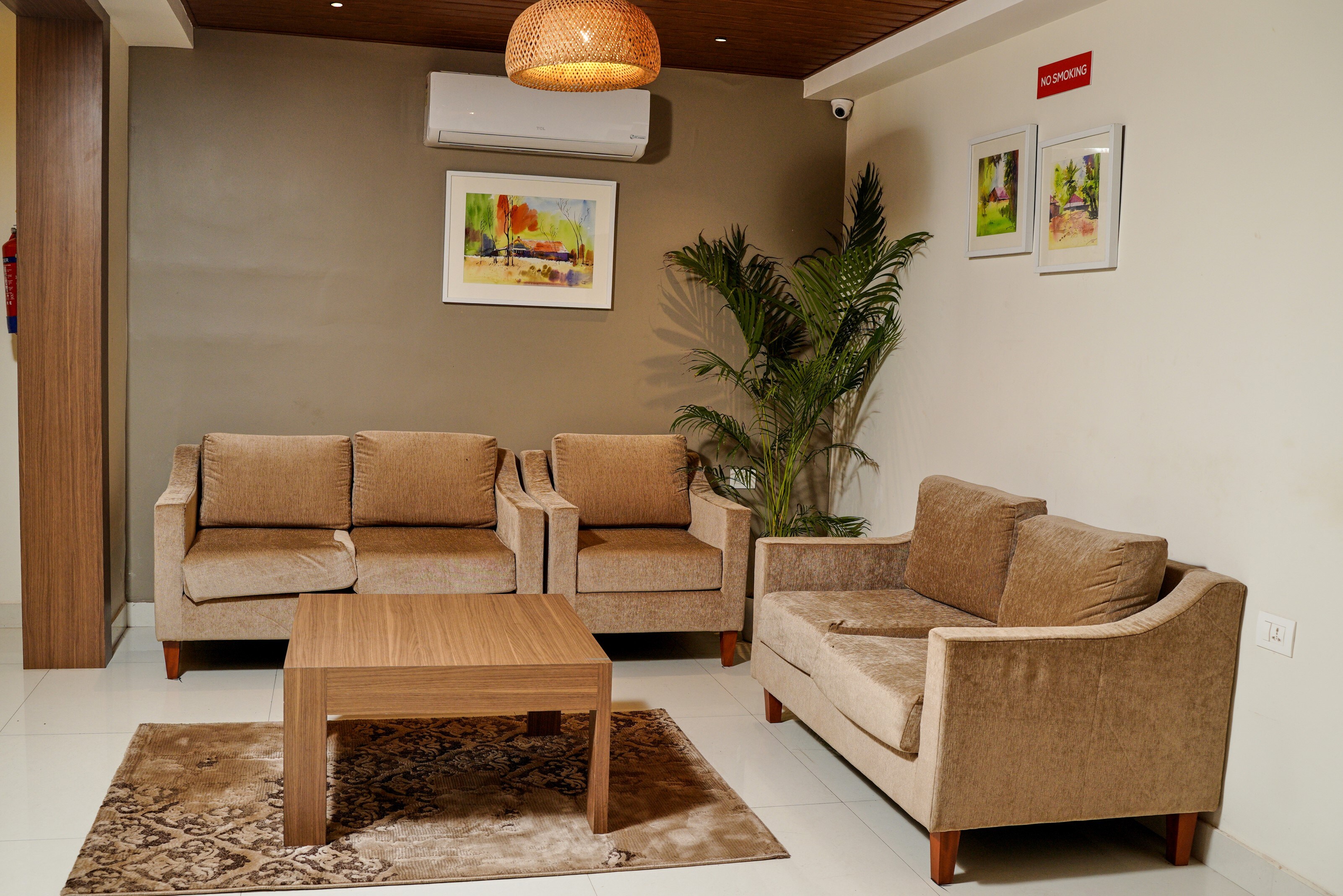 Gino Tourist Home