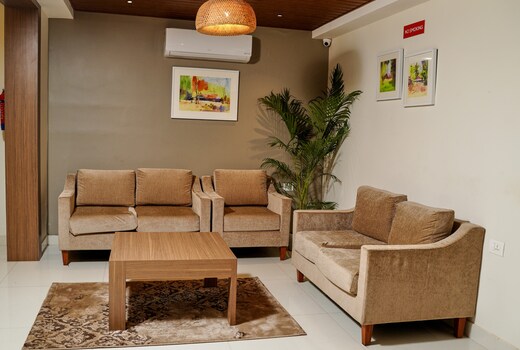 Gino Tourist Home