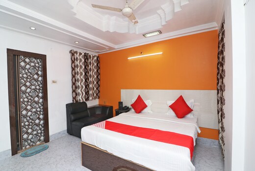 Hotel O Novelty inn