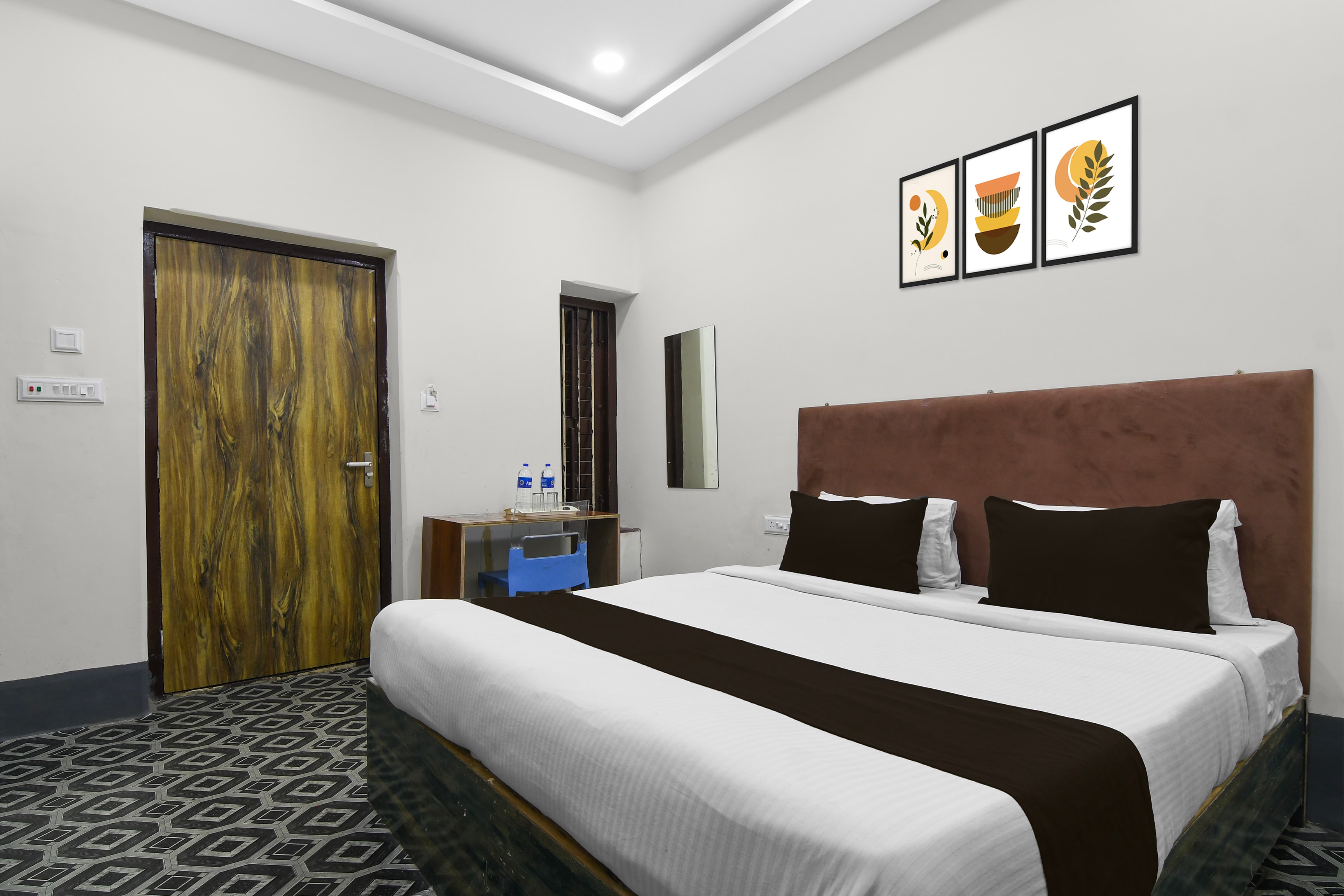 Hotel O by OYO Smriti Villa