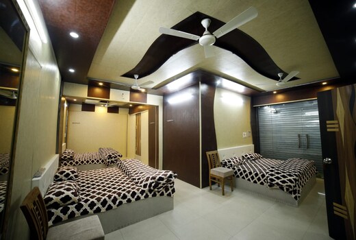 Hotel Satyam