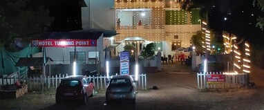 Hotel Turning Point