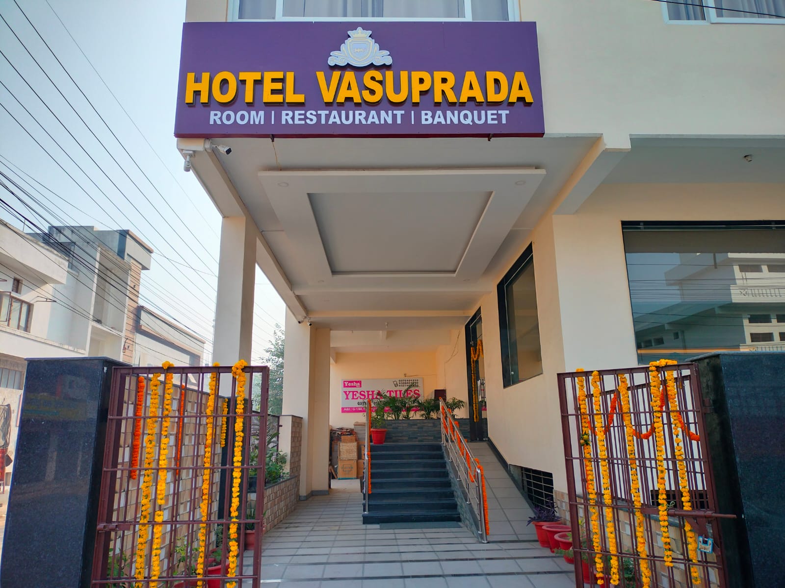 Hotel Vasuprada