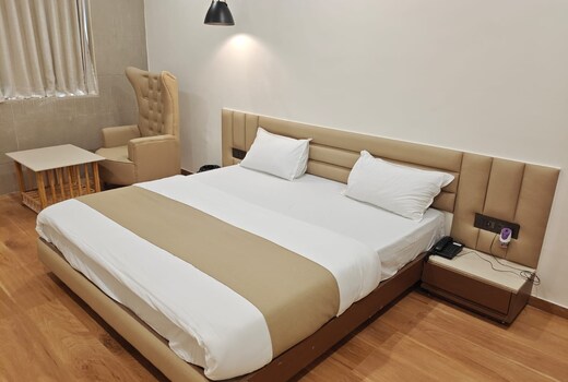 HOTEL KRISHIV
