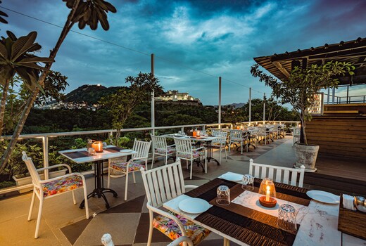 Tripli Hotels Shambhu Villas