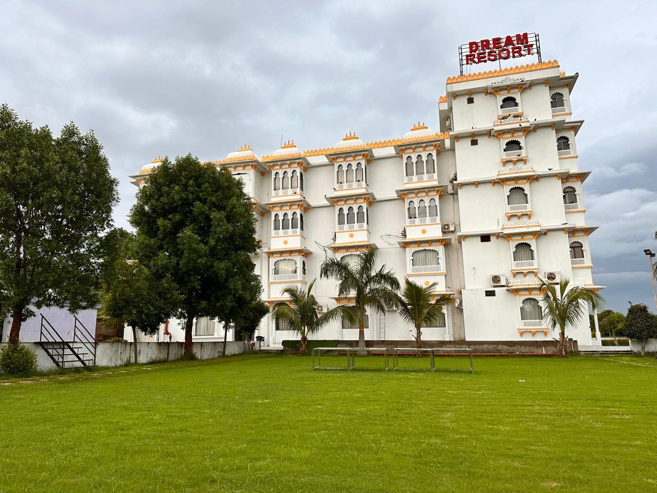 Dreams Resort Udaipur
