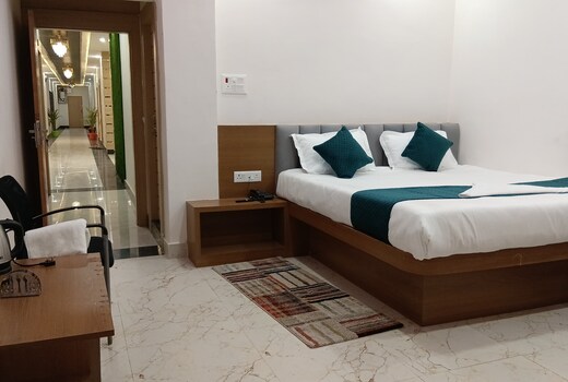 PK Hotel