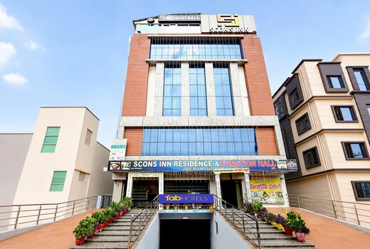 FabHotel Scons Inn