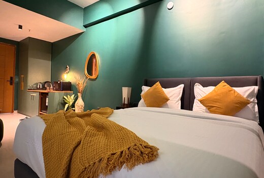 Pratap Living | Luxe Studio Stays - Omaxe Hazratganj