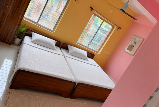 Hotel Trayee