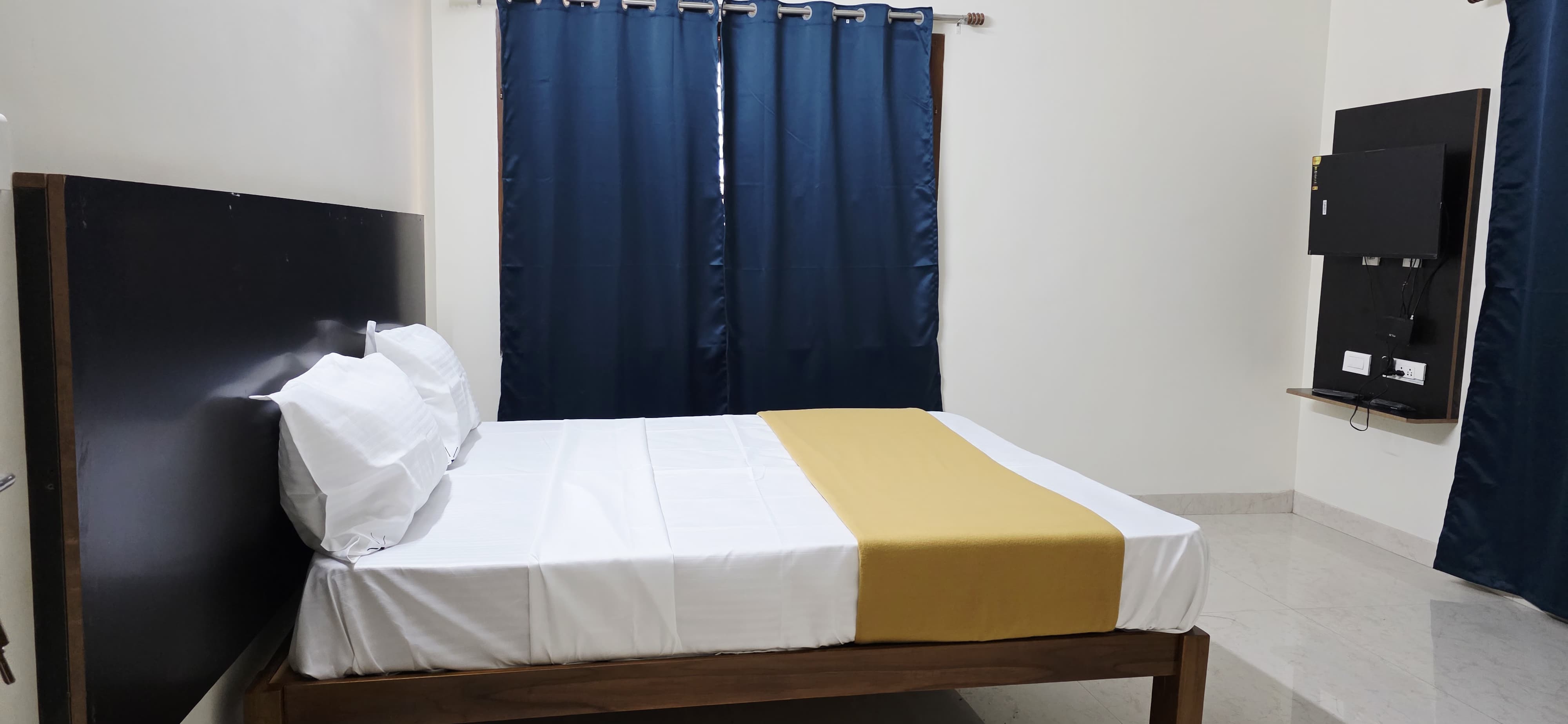 RJ Residency Srirangam