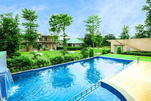 Aranya Resort & Suites By Shivaneel Hospitality