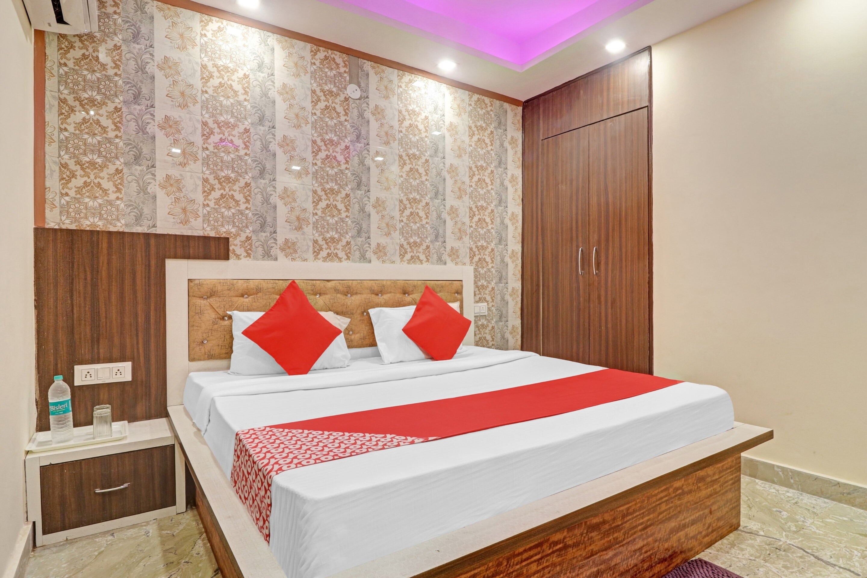 Hotel O Green Palace