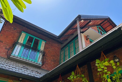 Tentgram Brick House | Artistic Staycation near Calicut Beach Food Streets